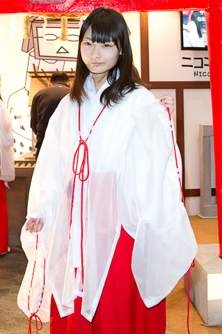 数据分析_为啥《博德之门3》用回合制 开发商：实时操作很杂乱